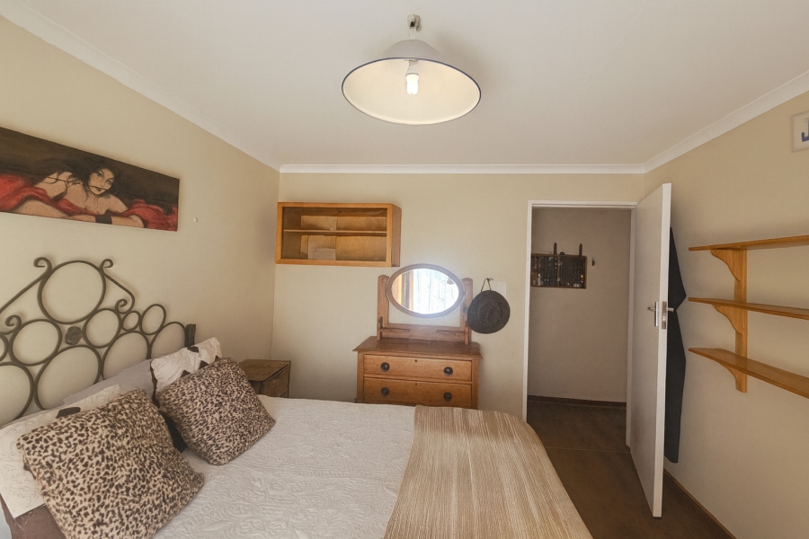 5 Bedroom Property for Sale in Ladybrand Free State